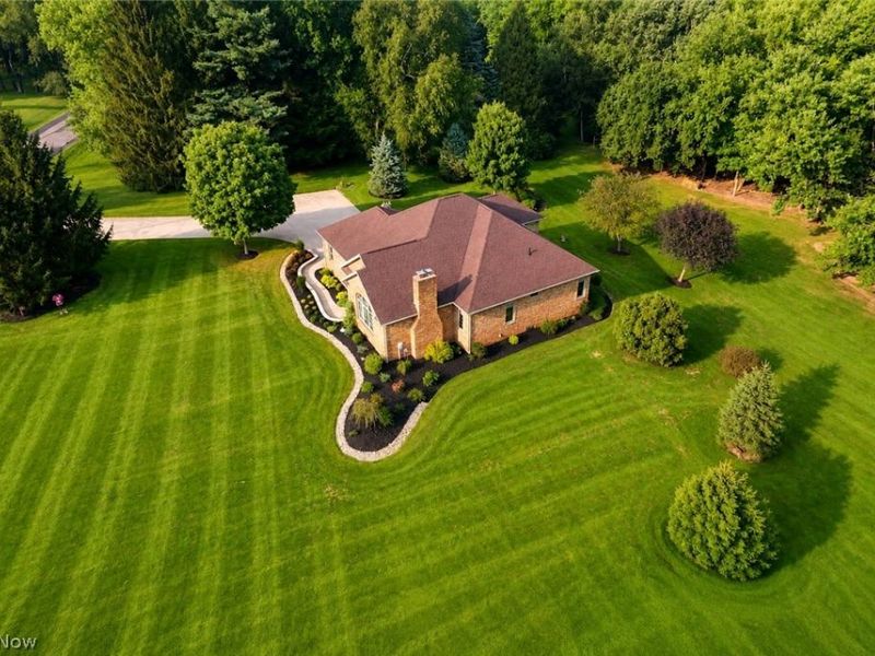 9010 Diagonal Road, Streetsboro, OH 44241 Photo 4