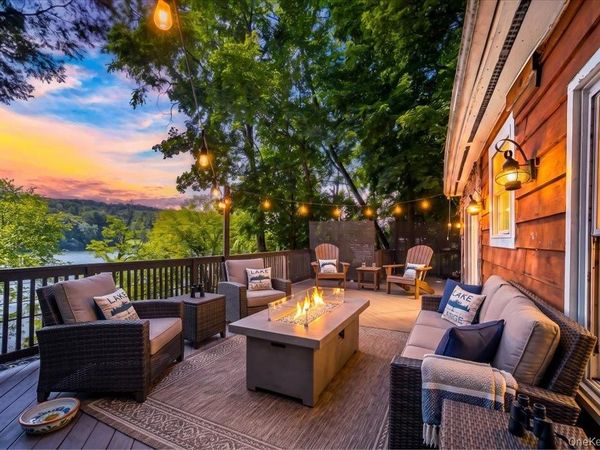 570 Lakes Road, Monroe, NY 10950
