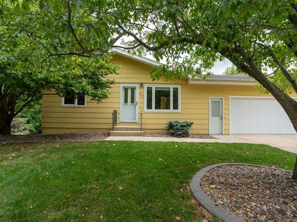 533 29th Street NW, Rochester, MN 55901