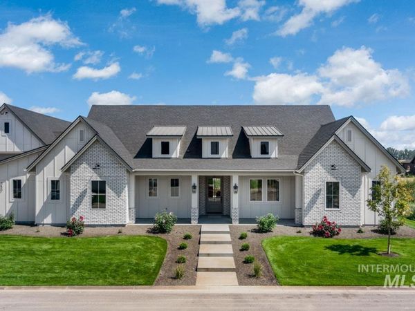545 Midpoint Ave, Middleton, ID 83644