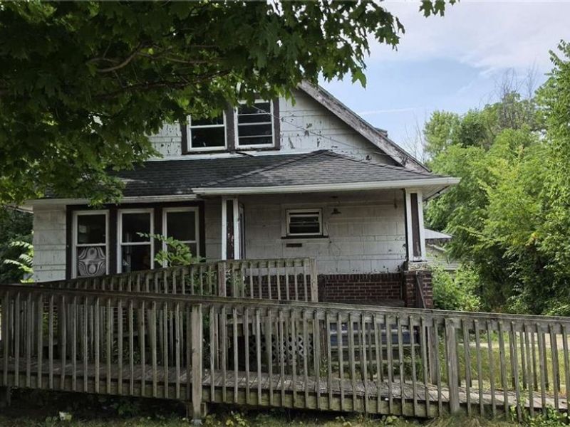 16516 Lipton Avenue , Cleveland, OH 44128 Photo 1