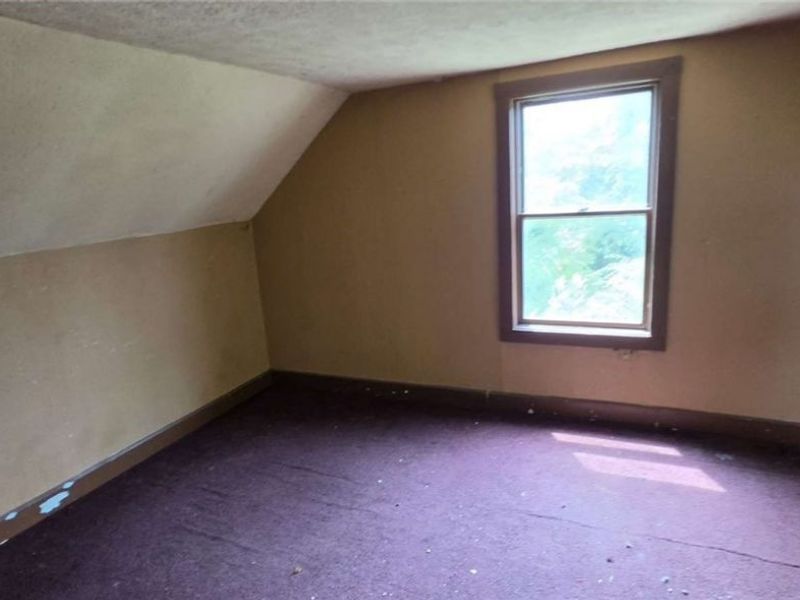 16516 Lipton Avenue , Cleveland, OH 44128 Photo 17