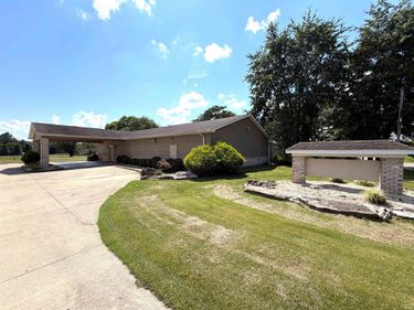 6264 Sandpit Road, Bedford, IN 47421