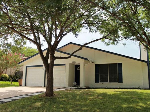 6806 Lunar DR , Austin, TX 78745