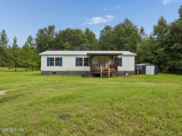 151076 COUNTY ROAD 108, Hilliard, FL 32046