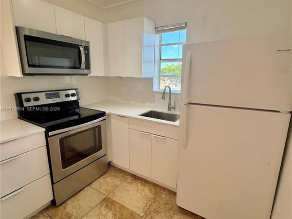 1020 SW 7 th , Unit 9, Miami, FL 33130
