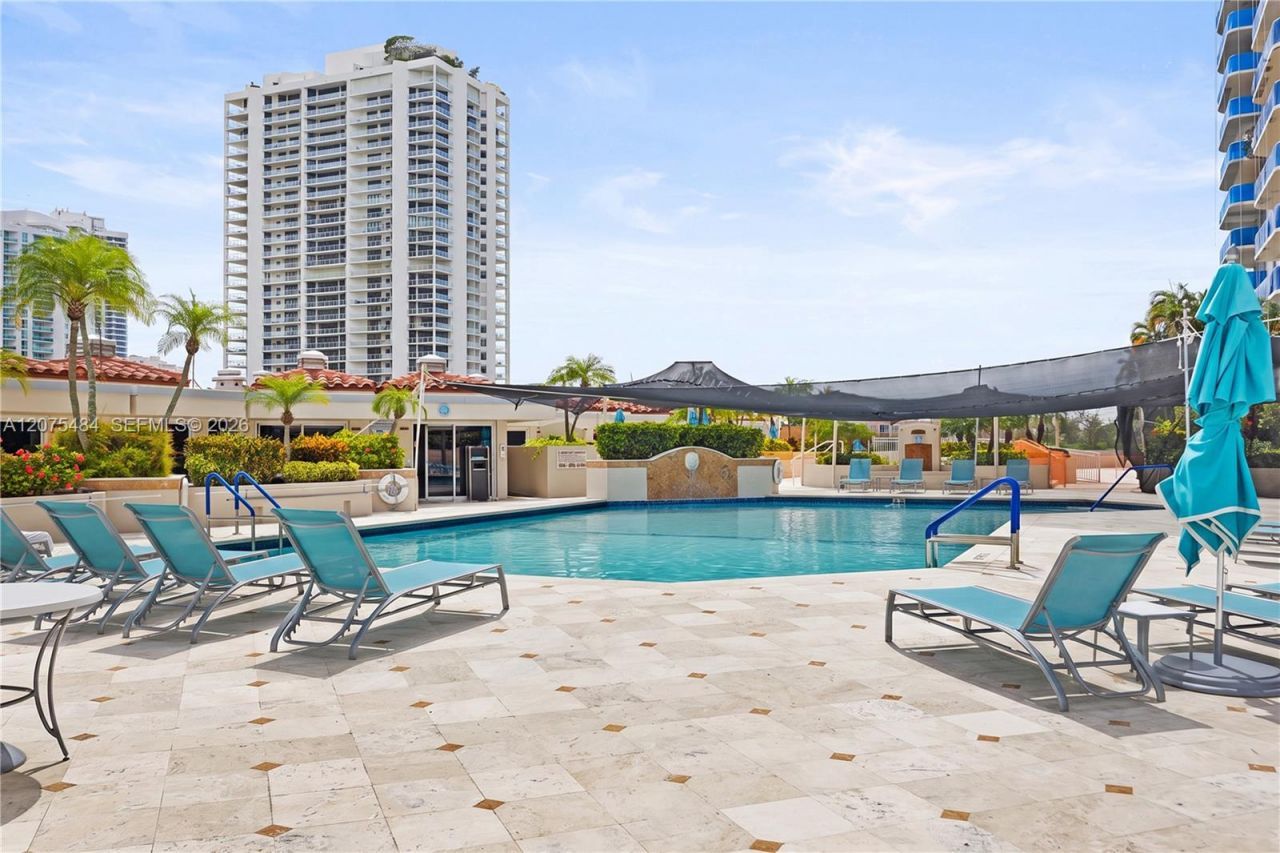 19667 Turnberry Way, Unit 3F, Aventura, FL 33180 Photo