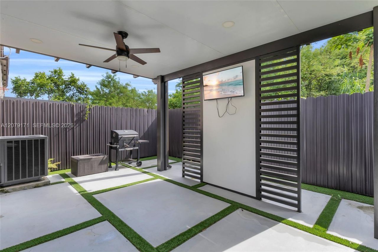 11671 SW 150th Pl , Miami, FL 33196 Photo