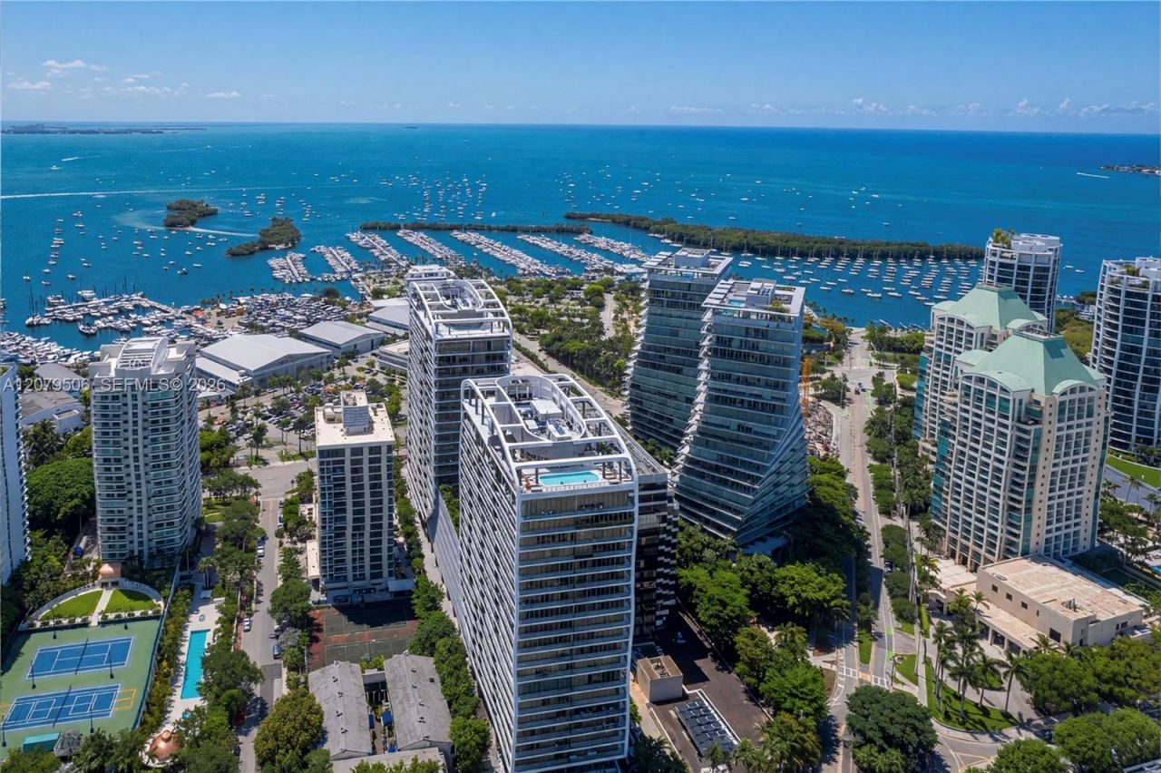 2678 Tigertail Ave , Unit 202, Miami, FL 33133 Photo