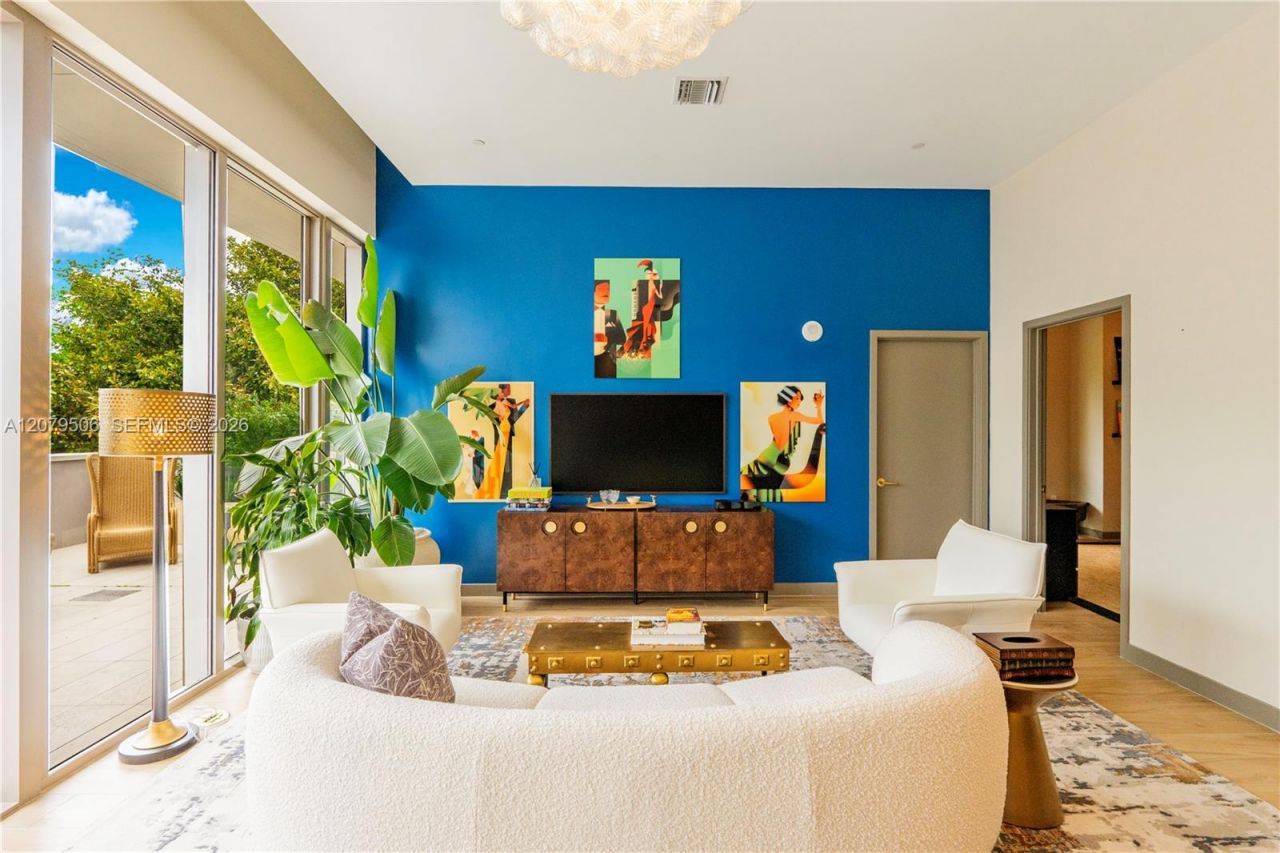2678 Tigertail Ave , Unit 202, Miami, FL 33133 Photo