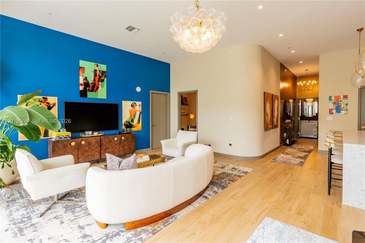 2678 Tigertail Ave , Unit 202, Miami, FL 33133 Photo