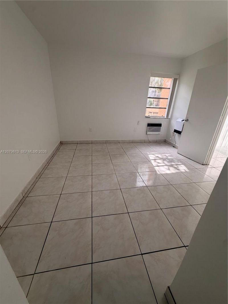 4715 NW 7th St , Unit 108-2, Miami, FL 33126 Photo