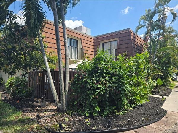 5240 Cedarbend DR , Unit 3, FORT MYERS, FL 33919