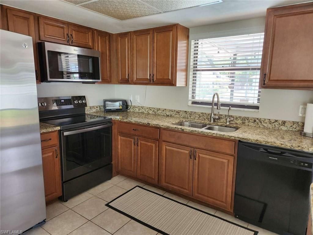 1224 SE 22nd Pl, Cape Coral, FL 33990 Photo