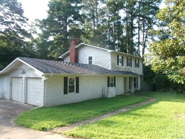 101 Pine Lake Drive, Haughton, LA 71037