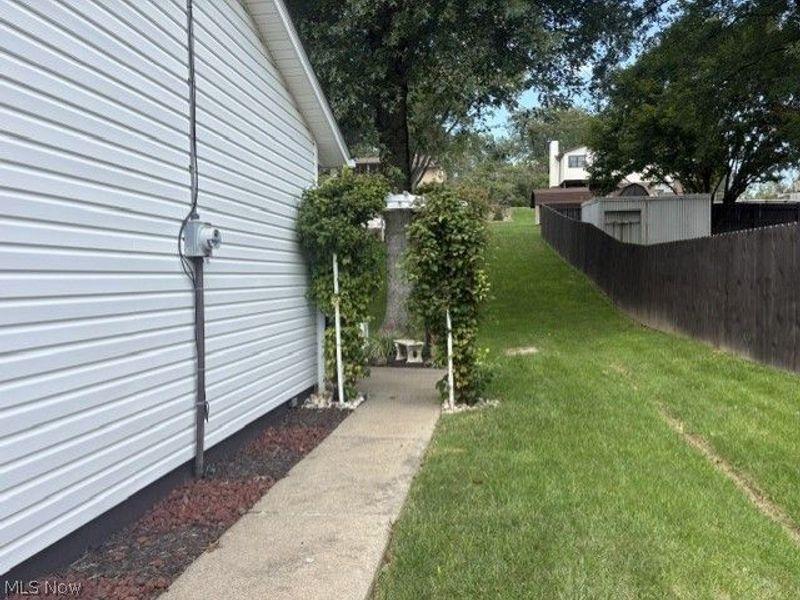 127 Stuart Drive, Wintersville, OH 43953 Photo 31