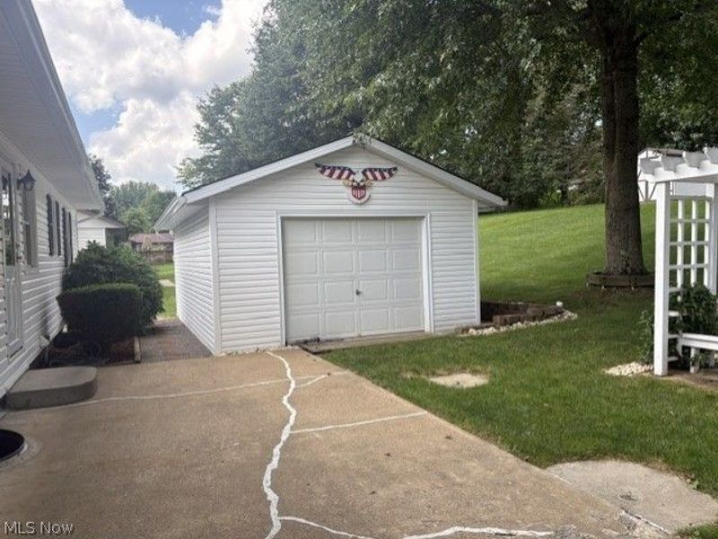 127 Stuart Drive, Wintersville, OH 43953 Photo 34