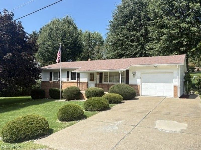 127 Stuart Drive, Wintersville, OH 43953 Photo 4