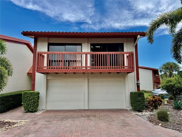 718 SORRENTO INLET DRIVE , Unit 718, NOKOMIS, FL 34275