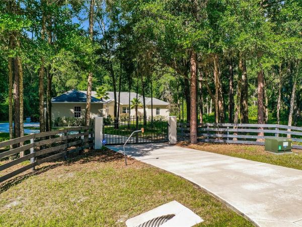 10620 NE 104TH CIRCLE , OXFORD, FL 34484