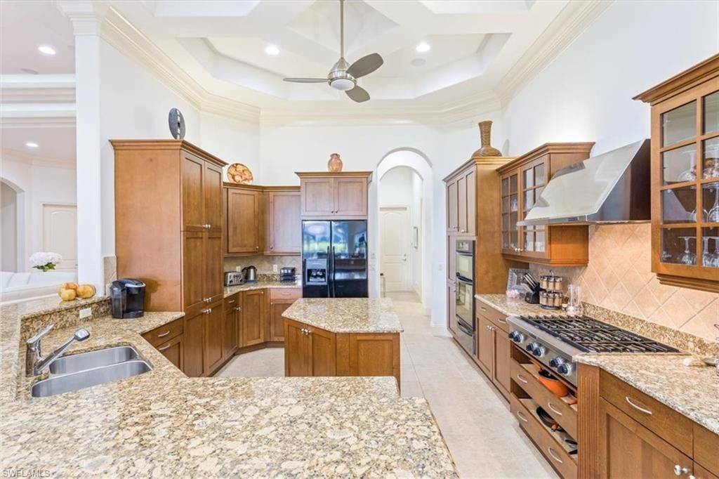 3124 Strada Bella Ct , Naples, FL 34119 Photo