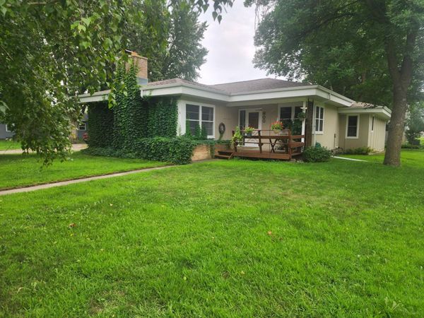 600 W Middle Street, Redwood Falls, MN 56283