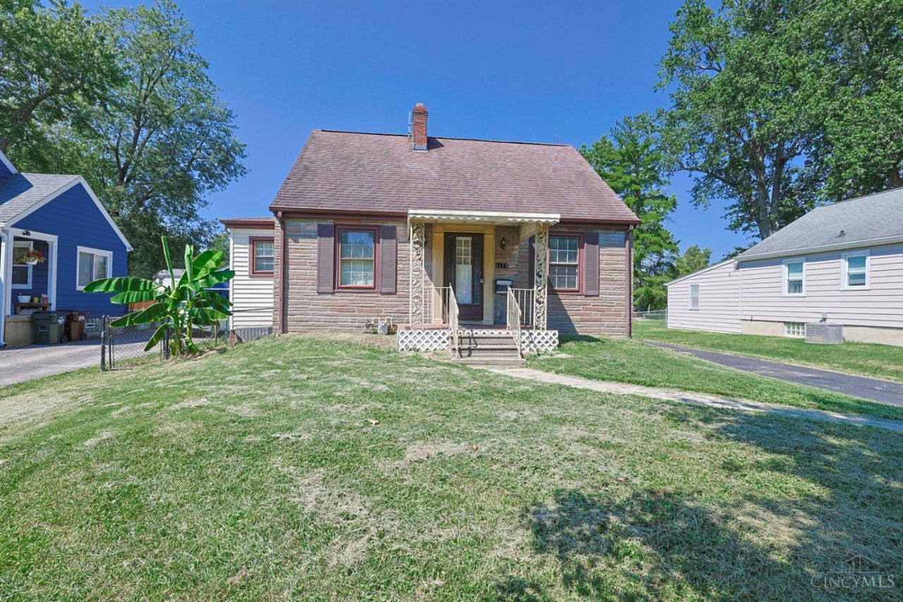 1179 Beacon Street, Anderson Township, OH 45230