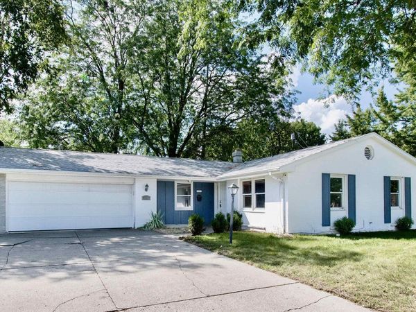 110 Cedar Street, Kendallville, IN 46755