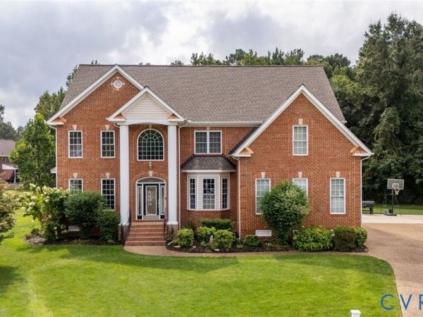 723 Waterfront Drive , Colonial Heights, VA 23834