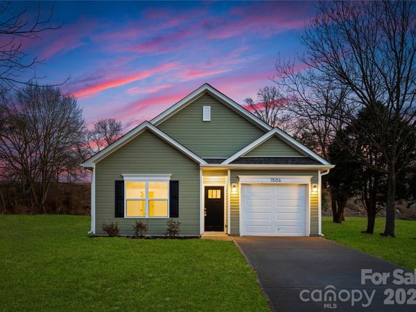 5712 Anderson Road , Charlotte, NC 28269
