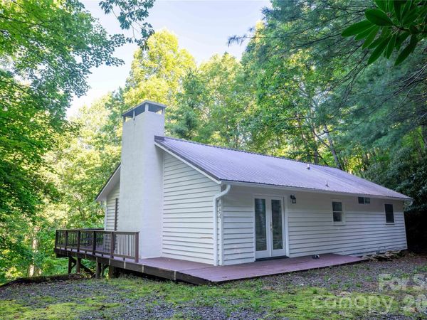 479 Big Ridge Road , Burnsville, NC 28714