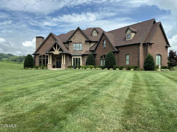 127 Burnt Hickory Lane, Johnson City, TN 37604