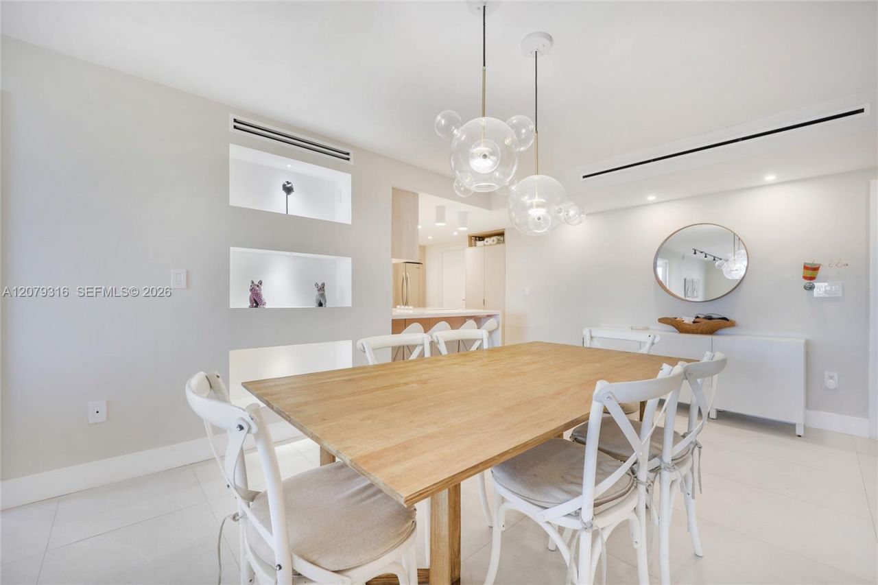 210 Sea View Dr , Unit 511, Key Biscayne, FL 33149 Photo