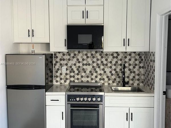 7128 Indian Creek Dr, Unit 6, Miami Beach, FL 33141