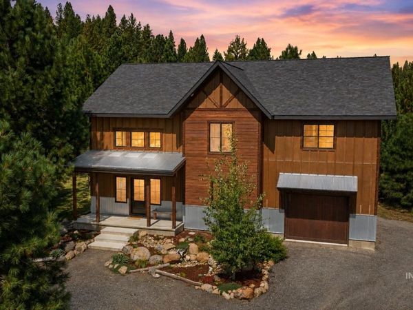 12 Cassia Ct, McCall, ID 83638
