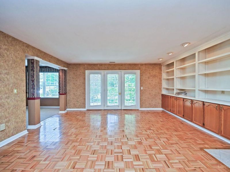 1080 Wittshire Lane, Unit 17, Anderson Township, OH 45255 Photo 5
