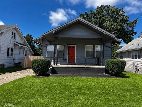 616 Seiberling Street , Akron, OH 44306