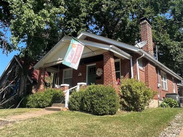 421 Atalanta Avenue, Webster Groves, MO 63119