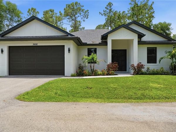 3692 8th AVE SE, NAPLES, FL 34117
