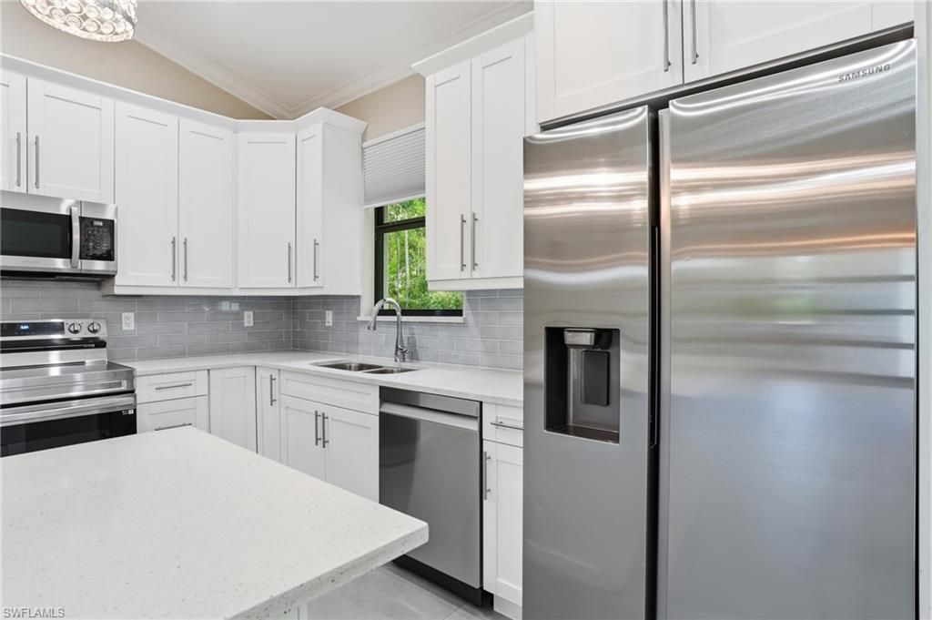 3692 8th Ave Se, Naples, FL 34117 Photo