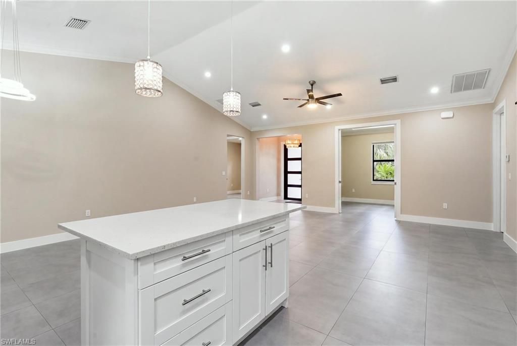 3692 8th Ave Se, Naples, FL 34117 Photo
