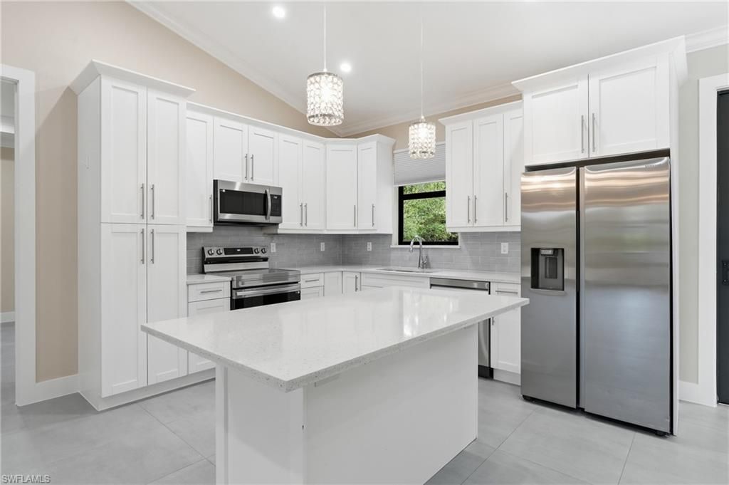 3692 8th Ave Se, Naples, FL 34117 Photo