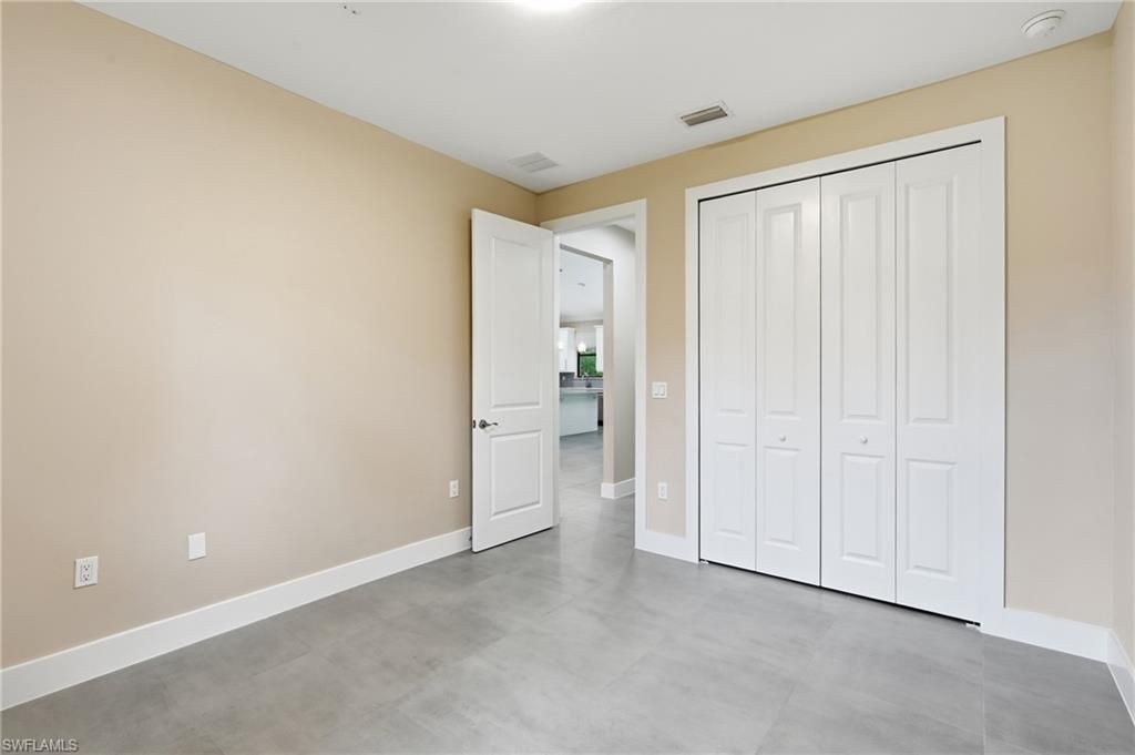 3692 8th Ave Se, Naples, FL 34117 Photo