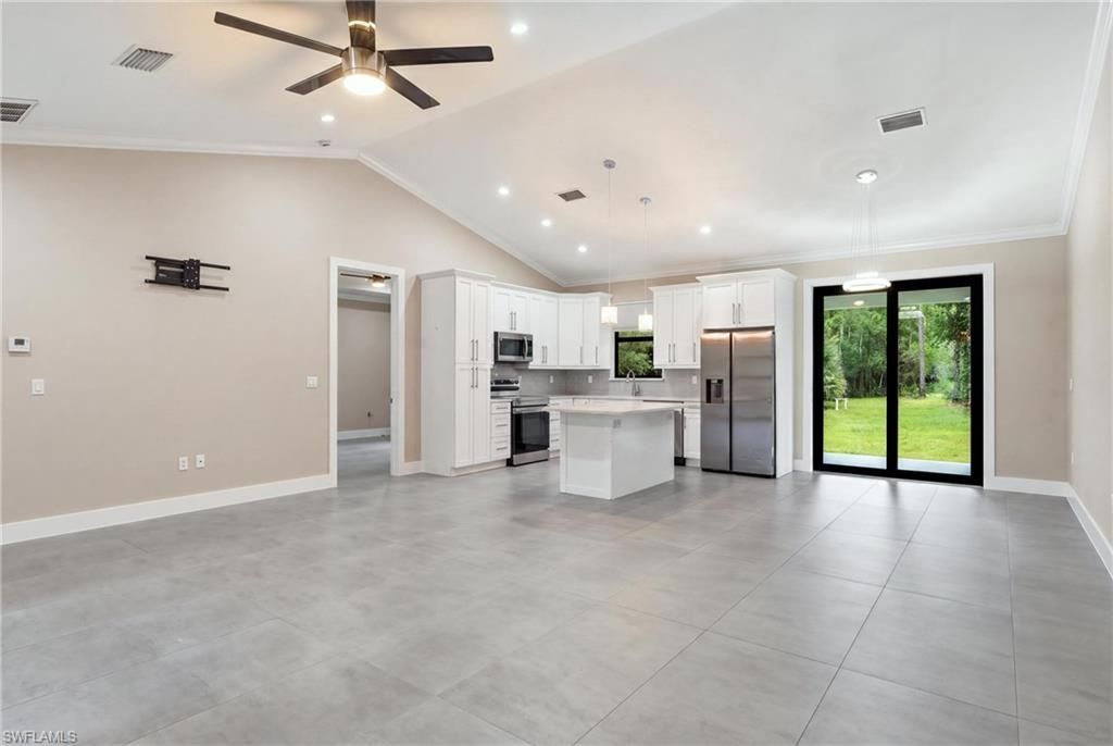 3692 8th Ave Se, Naples, FL 34117 Photo