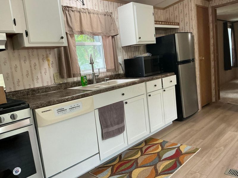 1000 W Main Street, Unit 72, West Jefferson, OH 43162 Photo 9