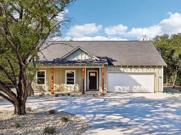 287 DEER OAKS DR, Lakehills, TX 78063
