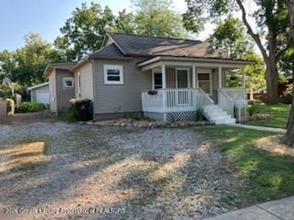 314 W Main Street, Grand Ledge, MI 48837