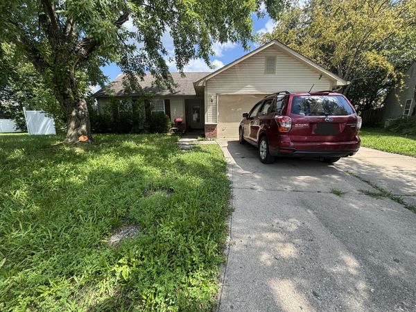 4316 Arlington Circle , Indianapolis, IN 46237