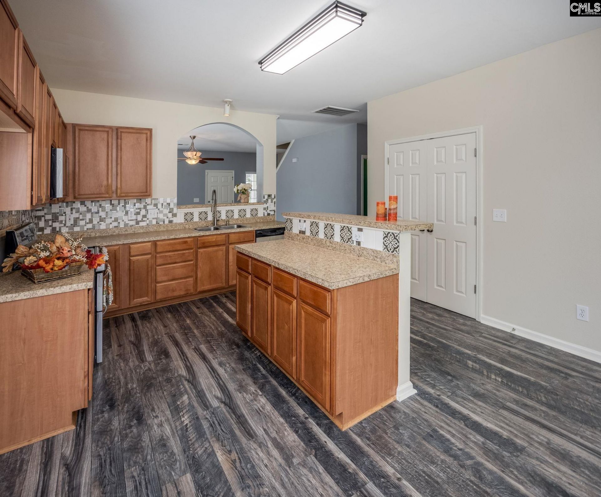 110 Spring Frost Drive Photo 15