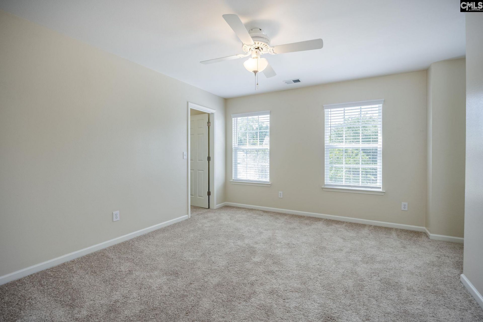 110 Spring Frost Drive Photo 38